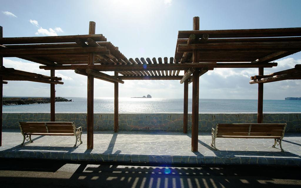 Family Pension 西归浦市 外观 照片